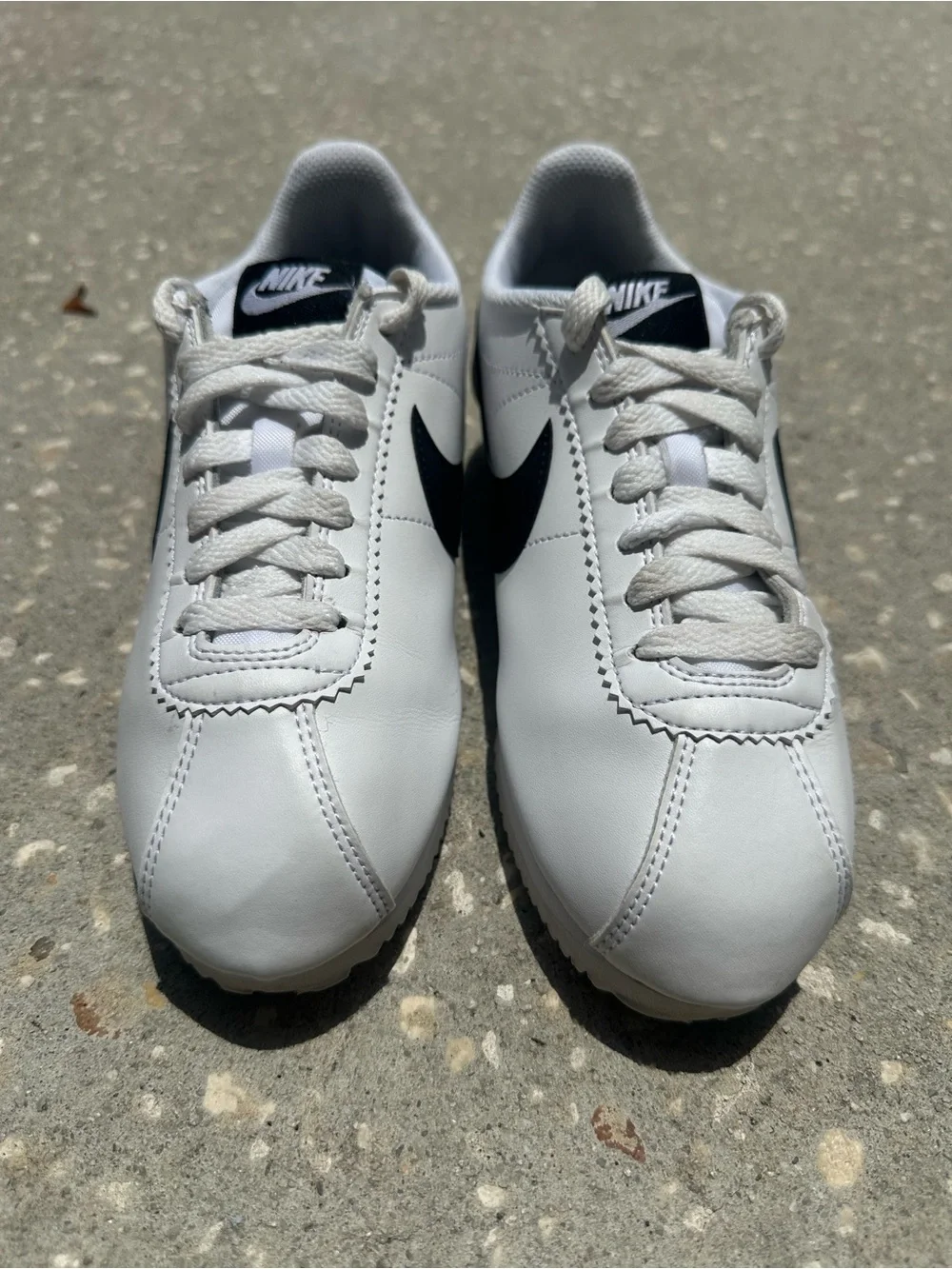 Nike Womens Classic Cortez 807471-101 White Casual Shoes Sneakers Size 6.5